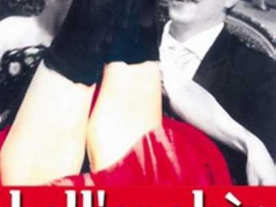 Bell'epoker (2004)  - Lungometraggio diretto dal regista barese Nico Cirasola che parla della storia del Teatro Petruzzelli: dalla sua costruzione all�incendio che lo distrusse nel 1991